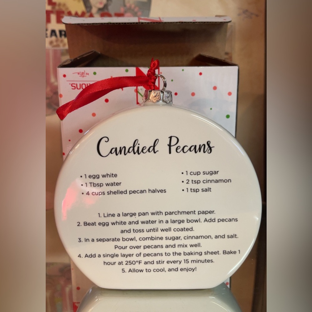 Temp-Tations Festive Ornament - Picture 2 of 4